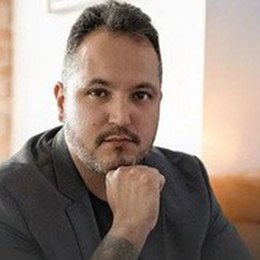 Dr. Ricardo Pinto